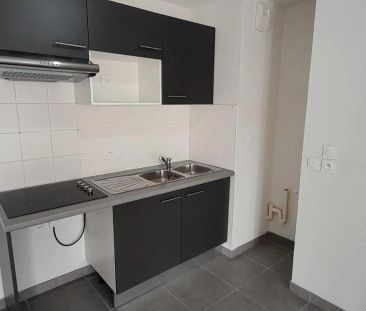 Appartement à louer 3 pièces 61.06m² - Photo 2