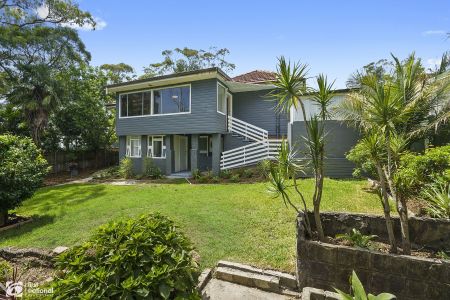 Convenient Location – Garden and Lawn Maintenance Included - Photo 2