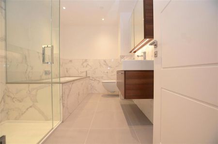 3 bedroom apartment to rent - Photo 4