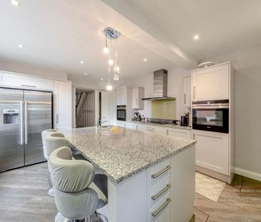 5 bedroom semi-detached house to rent - Photo 6