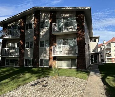 1 Bedroom Condo - Oliver | 8 - 10315 115 Street Northwest, Edmonton - Photo 1