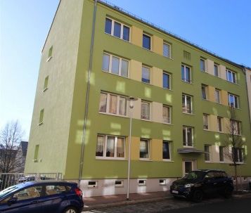 schöne 2 Raum-Wohnung mit Balkon und neuer Einbauküche - Photo 1