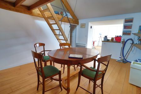 Location Appartement 3 pièces 80m² - Photo 3