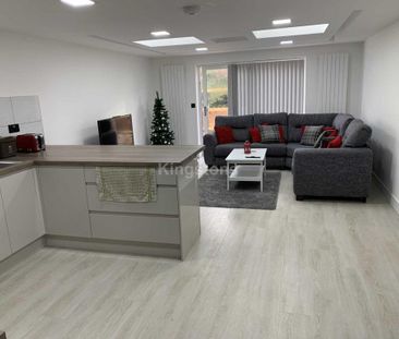 6 bedroom end of terrace house to rent - Photo 1