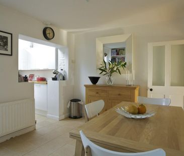 2 bedroom house to rent - Photo 1