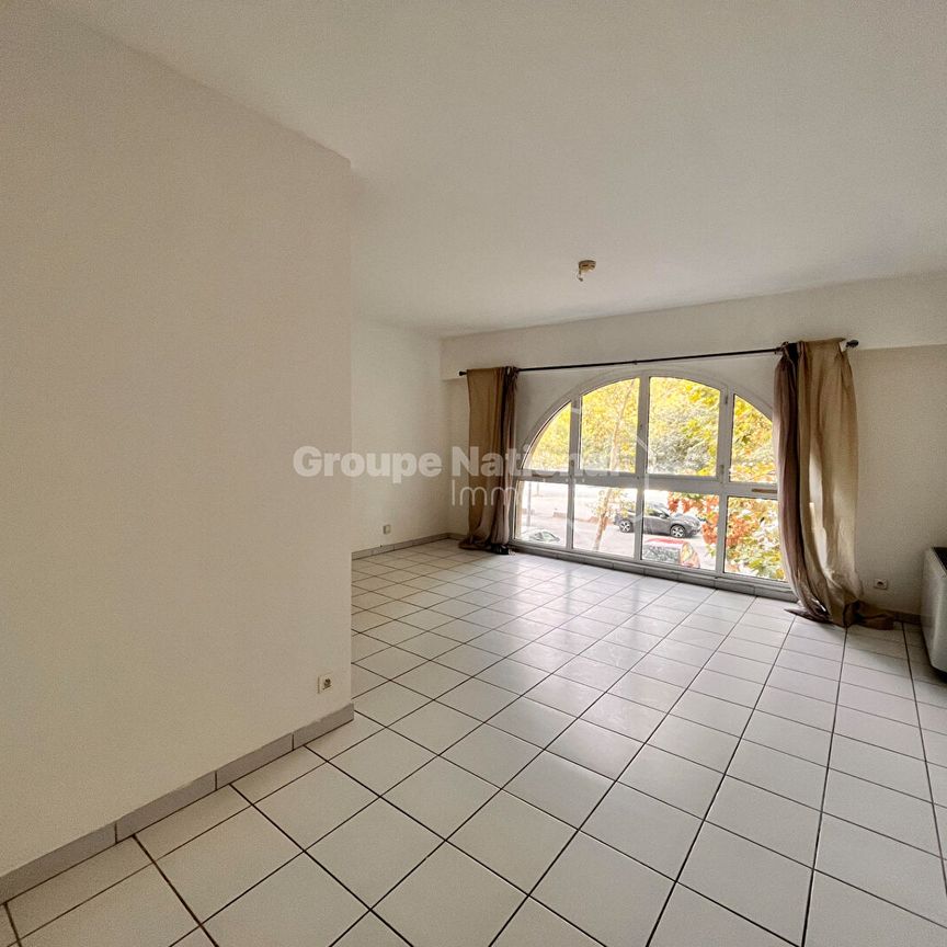 Location Appartement 1 pièce 38m² - Photo 1