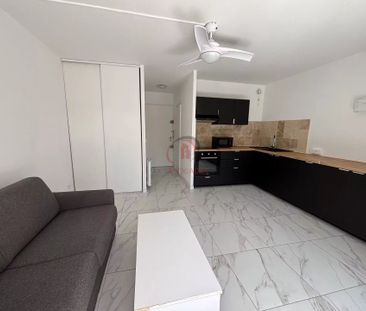 Location Appartement 1 pièce 25m² LE BEAUSSET 83330 - Photo 2