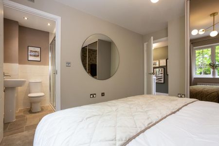 3 bedroom semi-detached house to rent - Photo 3