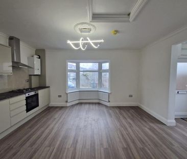 2 bedroom bungalow to rent - Photo 3