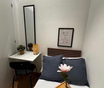 Calle de Carretas, Madrid, Community of Madrid 28012 - Photo 5