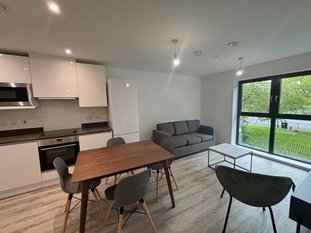 Dalton House - Photo 4