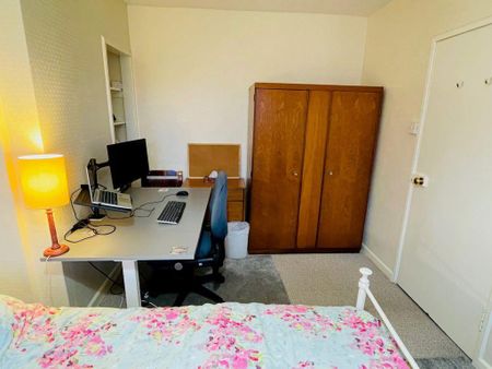 2 bedroom terraced house to rent - Photo 4