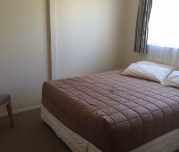 Studio in Belmont Boarding House - Photo 1