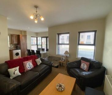 12a Montague Court (Student Let), Portstewart, BT55 7TE - Photo 2