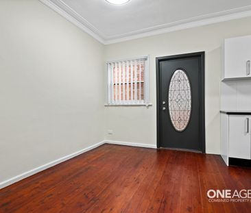 38 Barnards Avenue - Photo 2