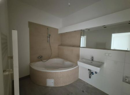 2-Zimmer Wohnung frisch renoviert mit neuer Küche! - Photo 2