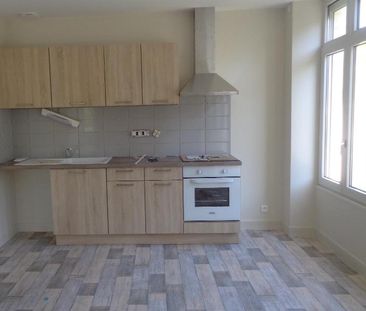 Location Appartement 3 pièces 51m² CHAUVIGNY 86300 - Photo 4