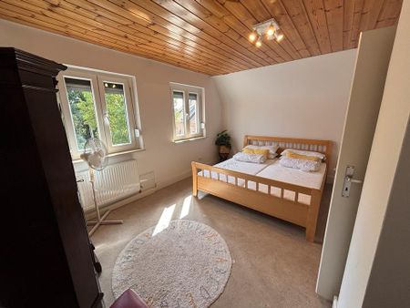 Helle grundsanierte WG-geeignete 2,5 Zimmer-Wohnung in Uttenreuth - Foto 2