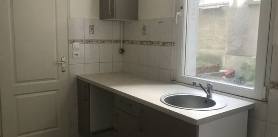 Location Appartement 2 pièces 40m² REIMS 51100 - Photo 2