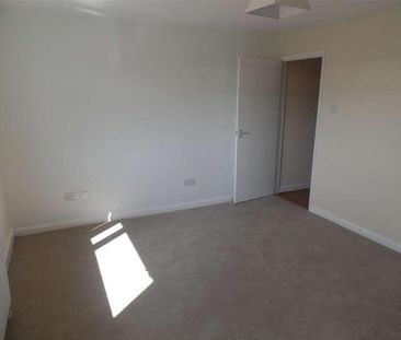 Ayres Drive Stanground Peterborough, PE2 - Photo 2