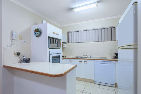 2/113 John Street, Redcliffe QLD 4020 - Apartment For Rent - $455 | Domain - Photo 5