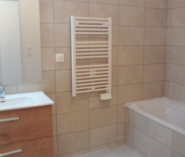 Location Appartement 2 pièces 48m² BEZIERS 34500 - Photo 4