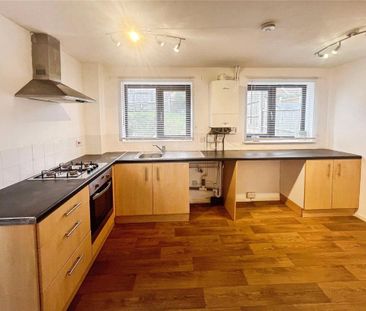 2 bedroom semi-detached house to rent - Photo 3