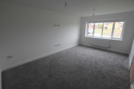 4 Bedroom Detached House , Chester - Photo 3