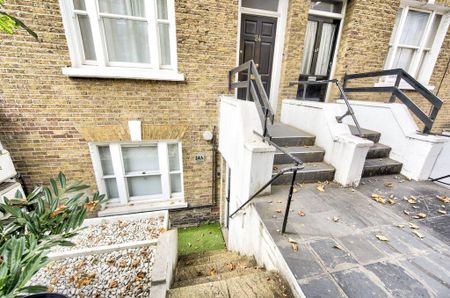 2 bedroom flat to rent - Photo 4