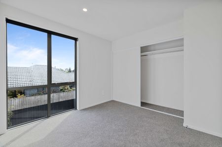 29 Bampton Street, Burwood - Photo 2