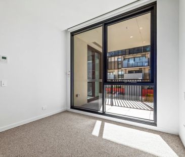 Luxury Living in a Brand-New Development – 2 Bed, 2 Bath, 2 Car - Photo 1