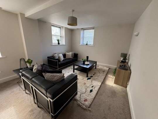 2 bedroom flat to rent - Photo 1