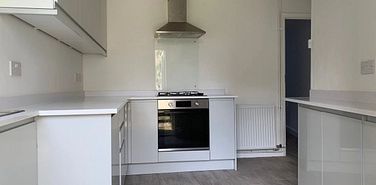 Upper Dumpton Park Road, Ramsgate, CT11 7PQ, Kent - Photo 2