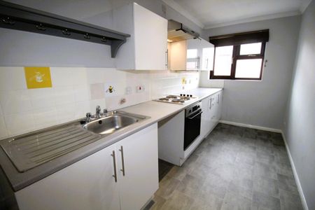 2 bedroom apartment to rent - Photo 4