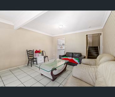 3/1 Stubbs Road, Woodridge, Qld 4114 - Photo 5