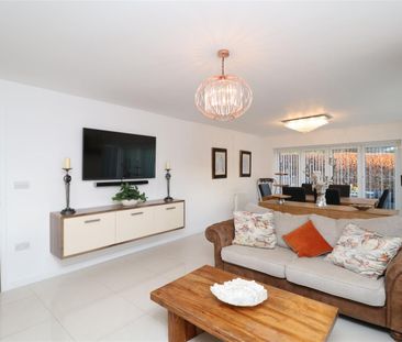 3 bedroom detached house to rent - Photo 6