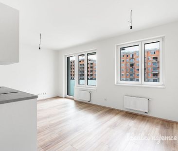 Pronájem bytu 1+kk 32 m² - Photo 2