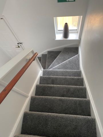 Room in a Shared House, Fountains Close, BN1 - Photo 5