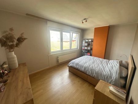 Woning met 2 slaapkamers en ruime zolder - Photo 3