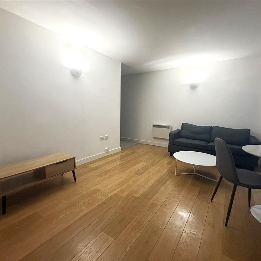 Waterloo Court, Leeds City Centre, LS10 1QN - Photo 1