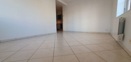 Location Appartement 2 pièces 44m² CLAYE SOUILLY 77410 - Photo 4