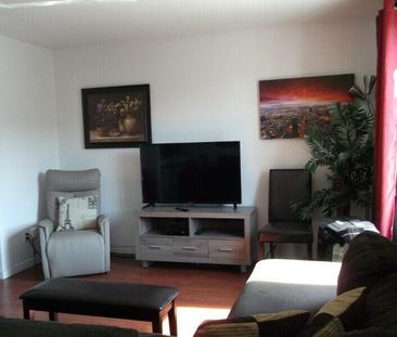 GRAND 4 ½ LEBOURGNEUF STYLE CONDO AIR CLIMATISÉE - Photo 3