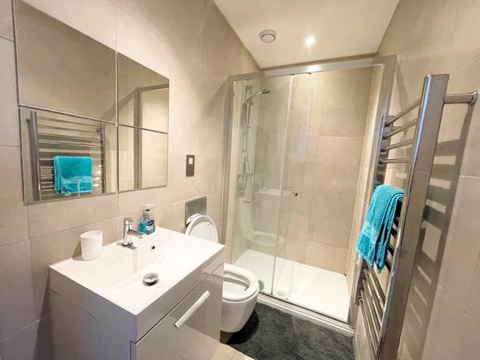 2 bedroom apartment to rent The Blake Building, Admirals Quay, Ocean Way, Southampton, SO14 - Photo 1