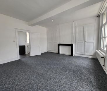 Location Appartement 67m² ST OMER 62500 - Photo 2