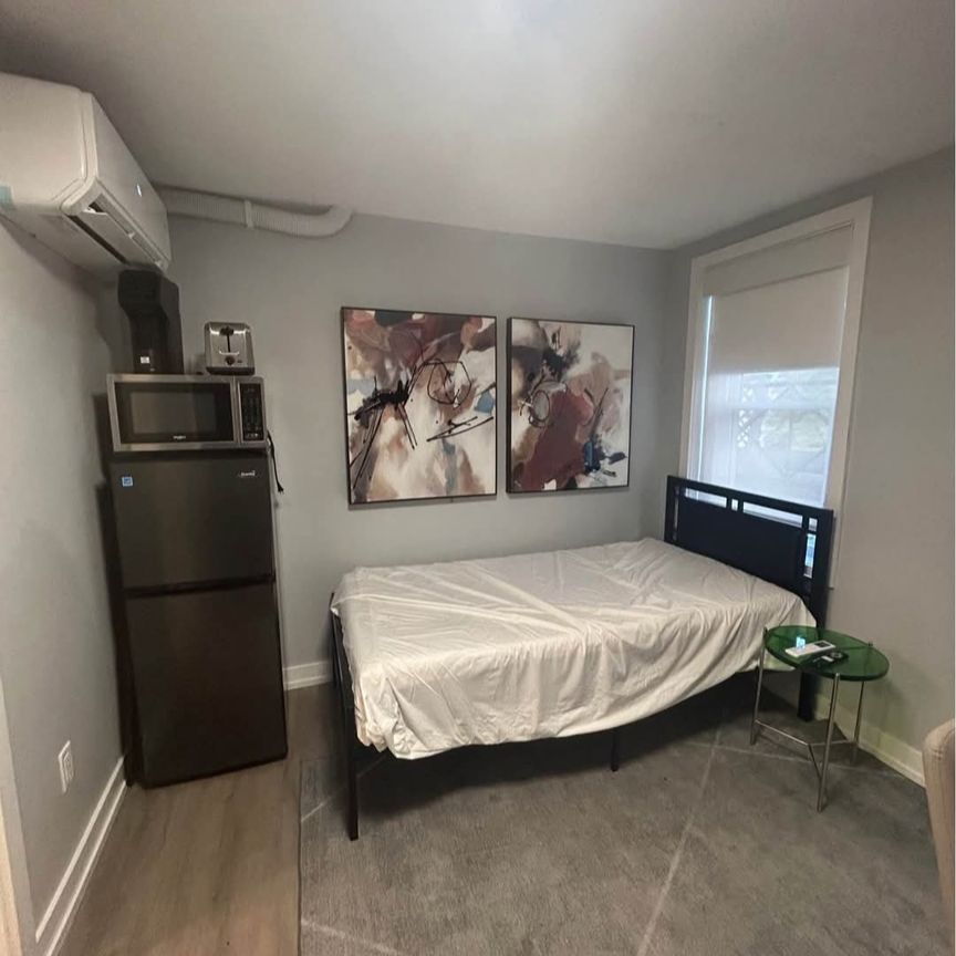 158 Osgoode - Photo 1