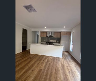 7 Apprentices Road, Sunbury, Vic 3429 - Photo 6