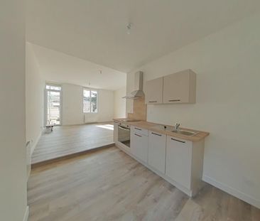 Location Appartement 2 pièces 48m² ROMANS SUR ISERE 26100 - Photo 3