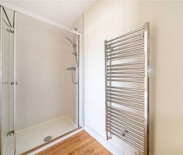 A wonderful, semi-detached 3 bedroom home just north of Bath City C... - Photo 6