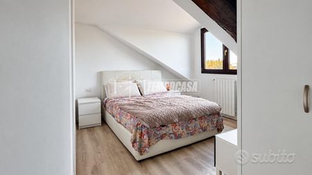 APPARTAMENTO MODERNO SU DUE LIVELLI - Photo 3