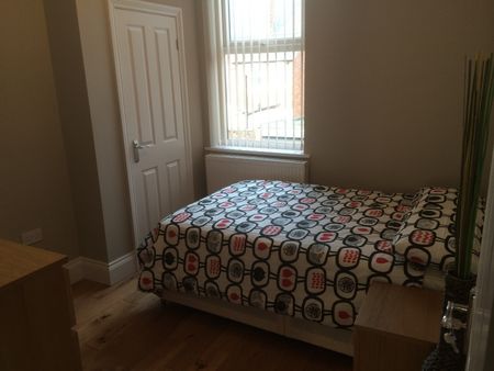 Cheltenham Terrace - Photo 2